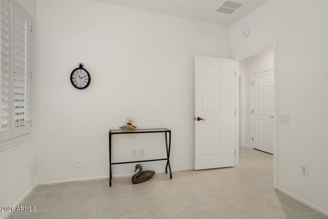 15466 W Moonlight Way, Surprise, AZ 85374