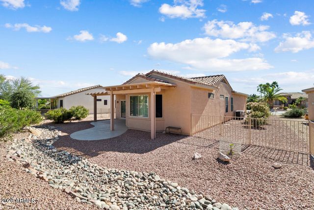 15466 W Moonlight Way, Surprise, AZ 85374