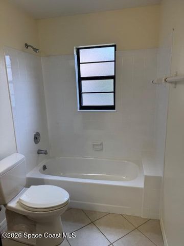 810 Ridge Lake Drive, Melbourne, FL 32940