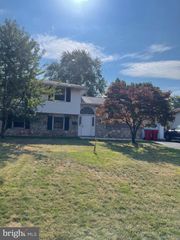 123 NEWTOWN RD, Warminster, PA 18974