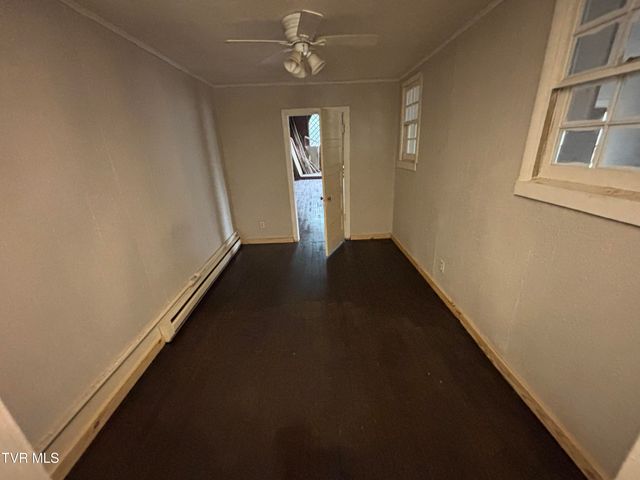 106 High Avenue, Coeburn, VA 24230