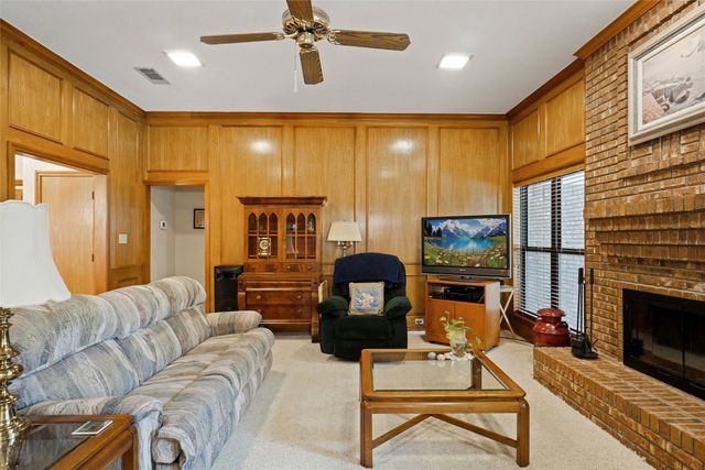 1301 Medford Drive, Bedford, TX 76021
