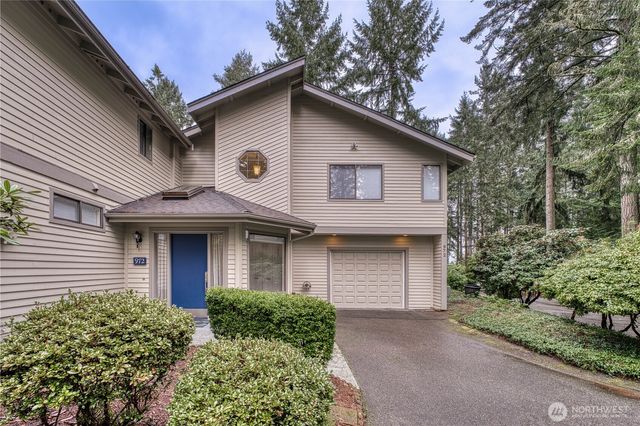 972 9th Circle, Fox Island, WA 98333