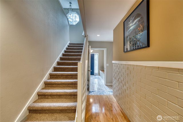 972 9th Circle, Fox Island, WA 98333