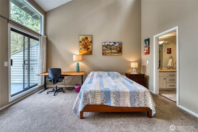 972 9th Circle, Fox Island, WA 98333