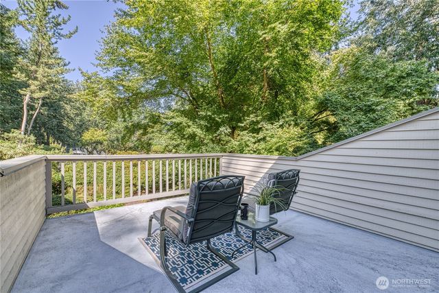 972 9th Circle, Fox Island, WA 98333