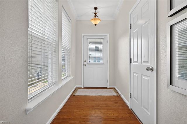 5356 Cottage CT, Virginia Beach, VA 23462