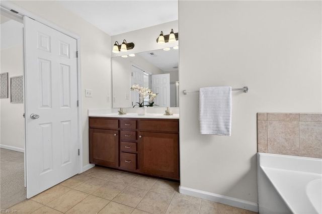 5356 Cottage CT, Virginia Beach, VA 23462