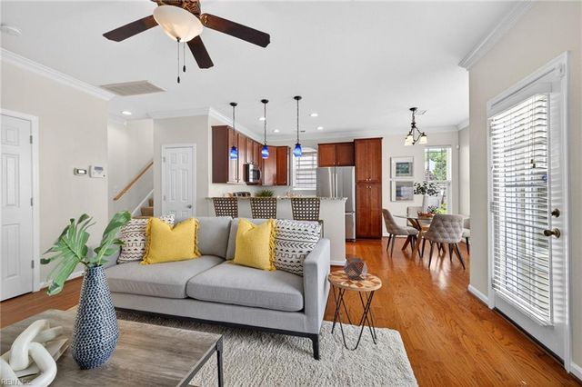 5356 Cottage CT, Virginia Beach, VA 23462