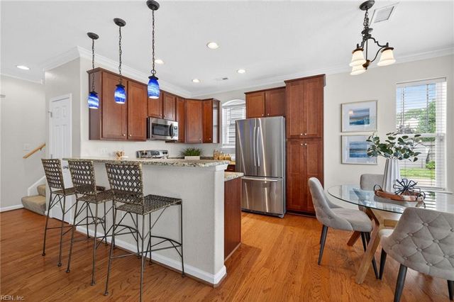 5356 Cottage CT, Virginia Beach, VA 23462