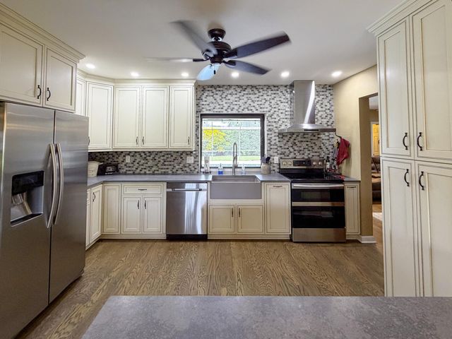 820 NW 73rd Terrace, Plantation, FL 33317