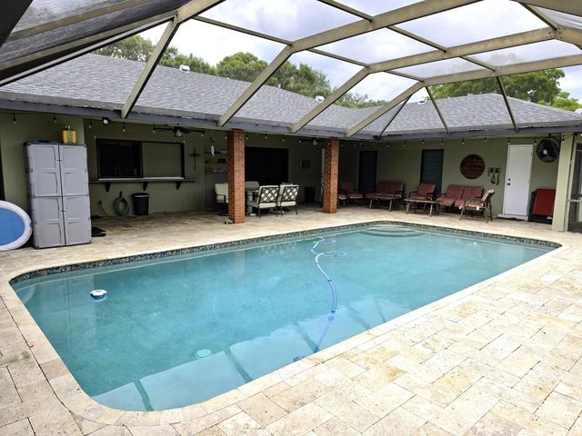 820 NW 73rd Terrace, Plantation, FL 33317