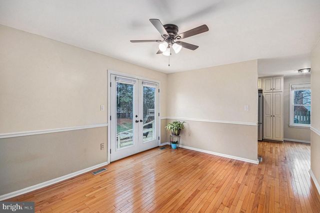 1309 ROCK CHAPEL RD, Herndon, VA 20170