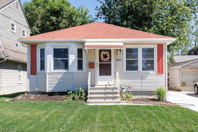 810 E Broad Street, Elyria, OH 44035