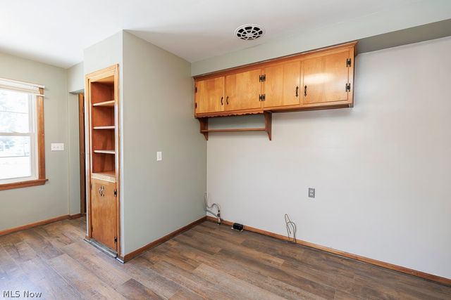 810 E Broad Street, Elyria, OH 44035
