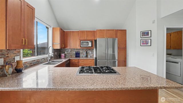 11533 SE 85th Lane, Newcastle, WA 98056