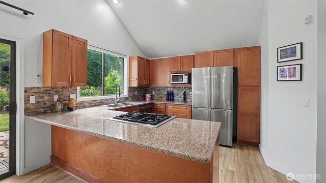 11533 SE 85th Lane, Newcastle, WA 98056
