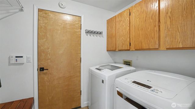 11533 SE 85th Lane, Newcastle, WA 98056