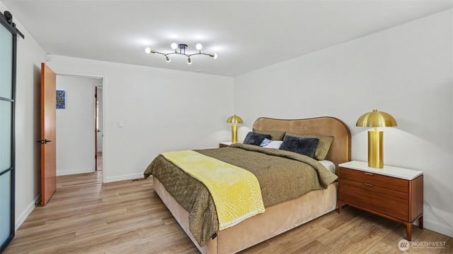 11533 SE 85th Lane, Newcastle, WA 98056