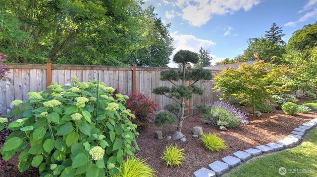 11533 SE 85th Lane, Newcastle, WA 98056