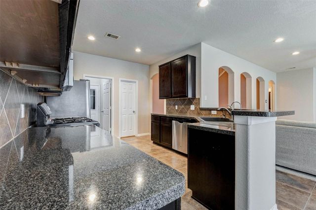 7638 Alum Lane, Baytown, TX 77521