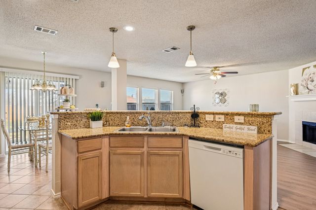 3204 Pecan Crossing, Mesquite, TX 75181