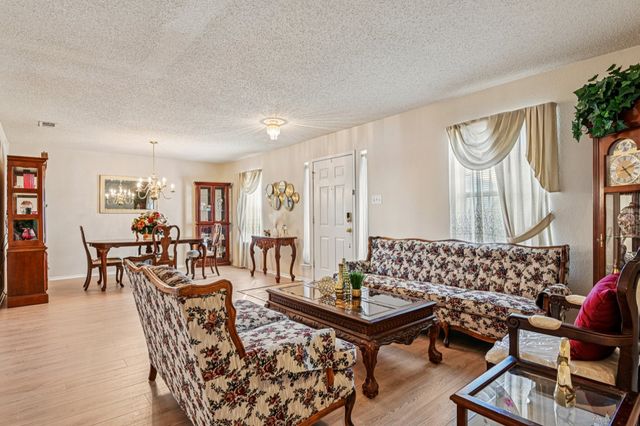 3204 Pecan Crossing, Mesquite, TX 75181