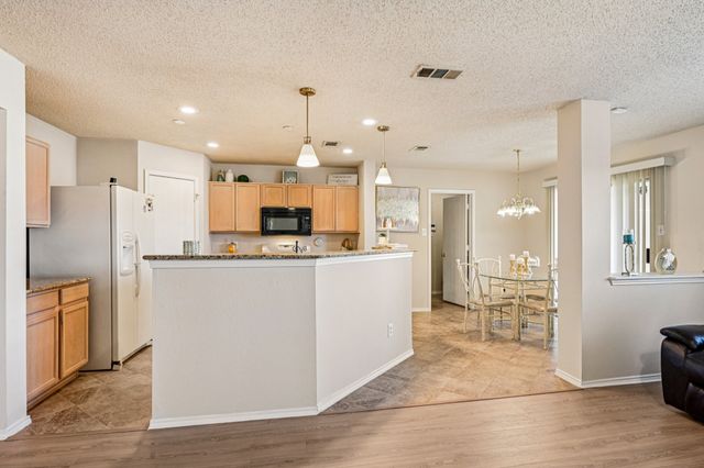 3204 Pecan Crossing, Mesquite, TX 75181