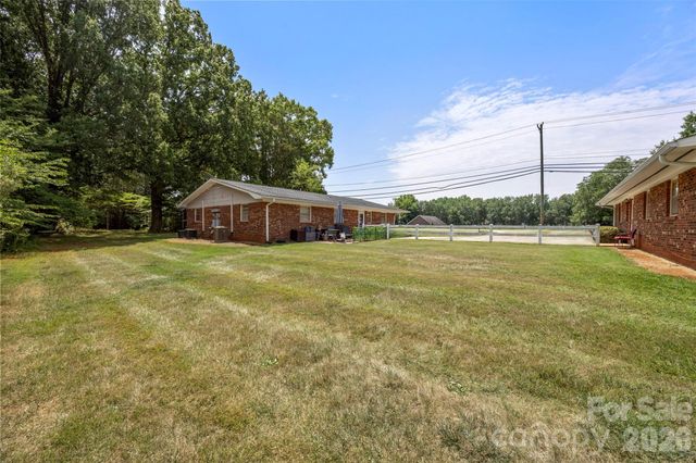 6010 Pleasant Grove Road, Charlotte, NC 28216