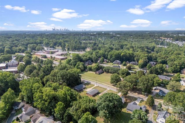 6010 Pleasant Grove Road, Charlotte, NC 28216