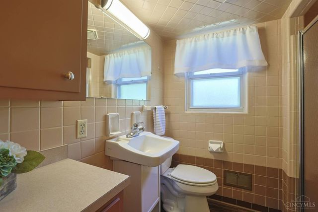 8161 Cox Road, West Chester, OH 45069