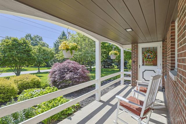 8161 Cox Road, West Chester, OH 45069