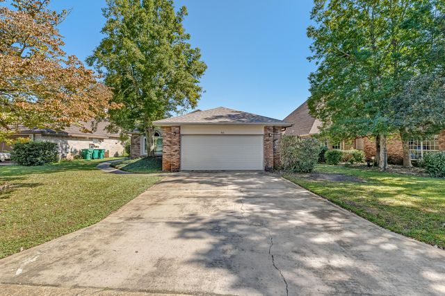 901 Shalimar Cove, Shalimar, FL 32579