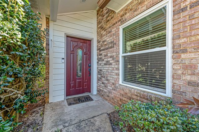 901 Shalimar Cove, Shalimar, FL 32579