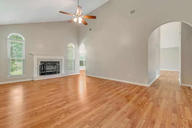 901 Shalimar Cove, Shalimar, FL 32579