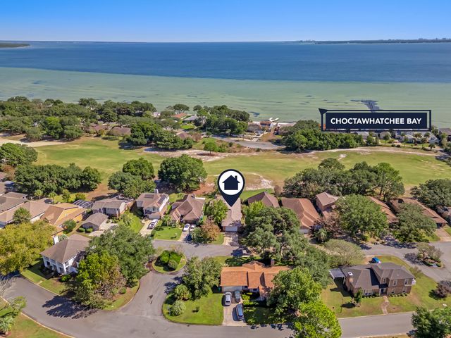 901 Shalimar Cove, Shalimar, FL 32579