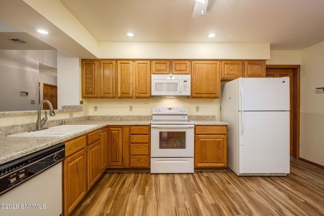 2434 El Dorado Court, Las Cruces, NM 88011