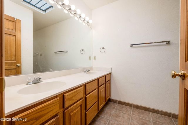 2434 El Dorado Court, Las Cruces, NM 88011