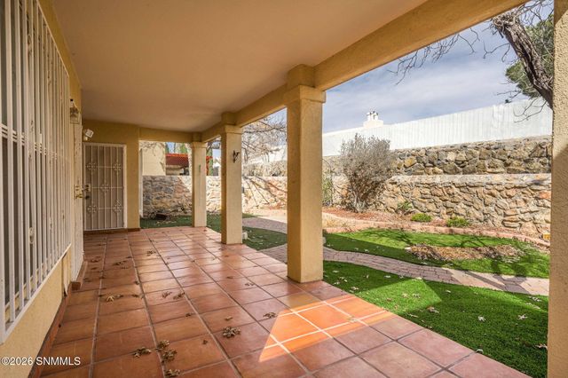 2434 El Dorado Court, Las Cruces, NM 88011
