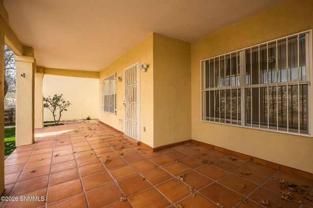 2434 El Dorado Court, Las Cruces, NM 88011