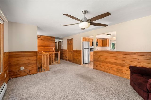 11 Ashworth Dr, Oxford, MA 01537