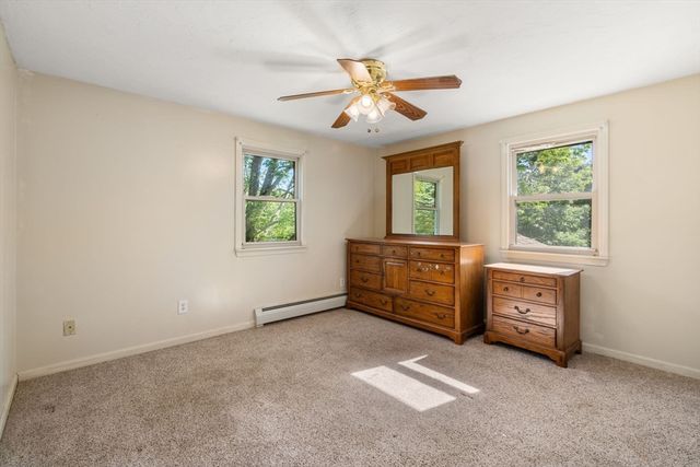 11 Ashworth Dr, Oxford, MA 01537