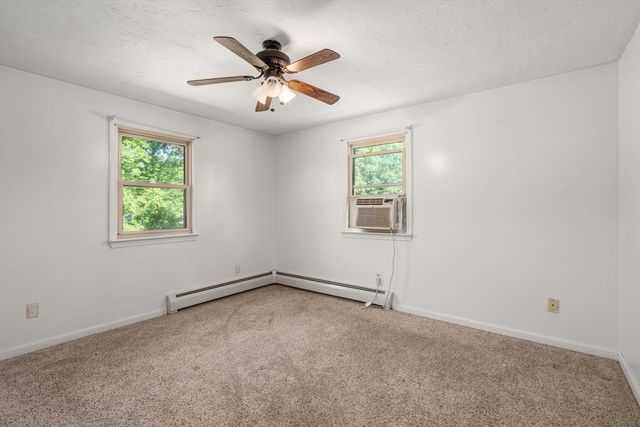 11 Ashworth Dr, Oxford, MA 01537