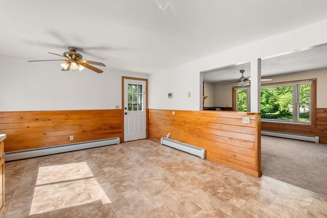 11 Ashworth Dr, Oxford, MA 01537