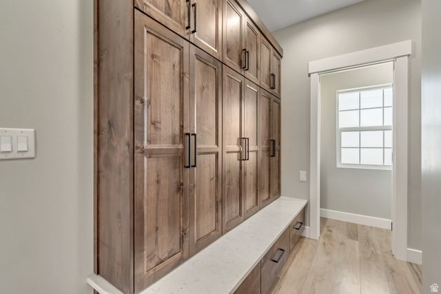 3009 S EDGEWATER LN, Syracuse, UT 84075