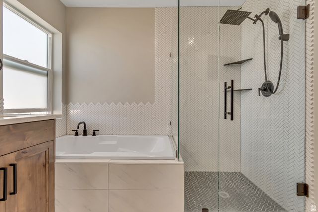 3009 S EDGEWATER LN, Syracuse, UT 84075