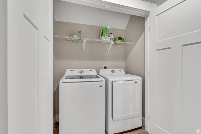 3009 S EDGEWATER LN, Syracuse, UT 84075