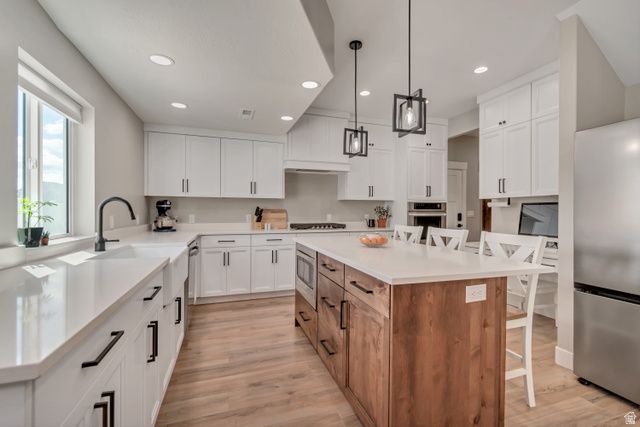 3009 S EDGEWATER LN, Syracuse, UT 84075