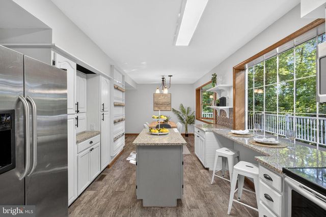 10 BROOK VALLEY CT, Freeland, MD 21053