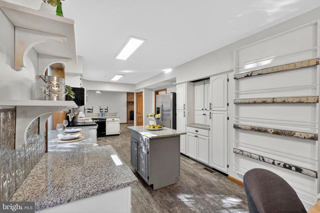 10 BROOK VALLEY CT, Freeland, MD 21053